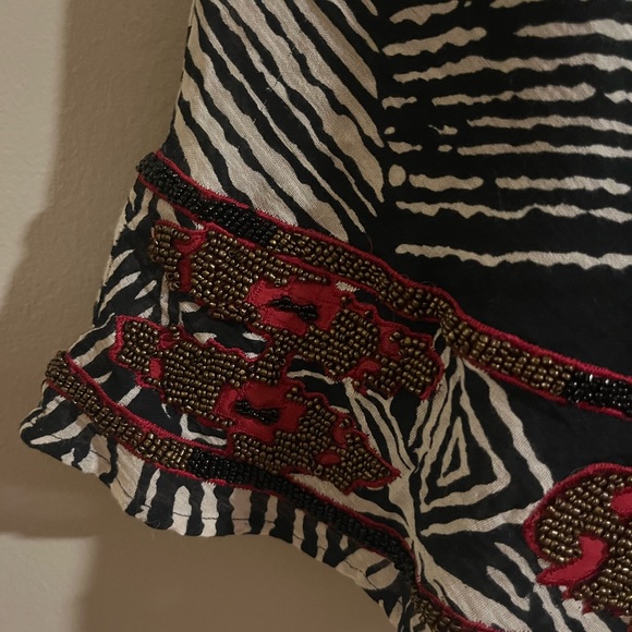 Chico's Black and Cream Patterned‎ Top - Picture 2 of 4